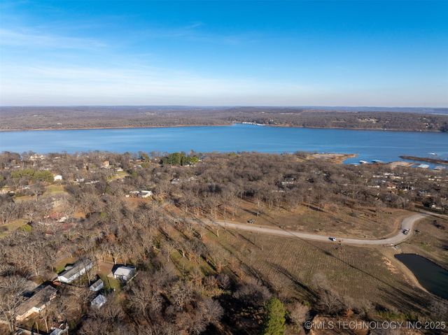 74036 S Fir Road, Wagoner, OK 74467