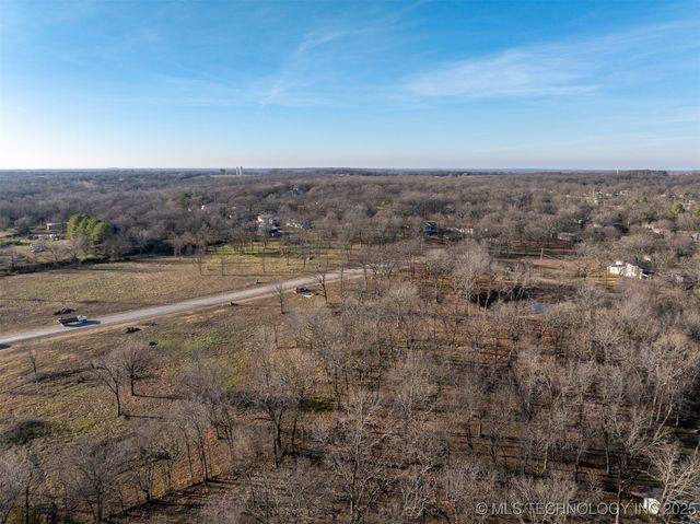 74036 S Fir Road, Wagoner, OK 74467