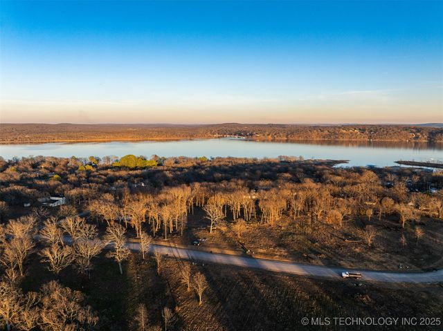 74036 S Fir Road, Wagoner, OK 74467