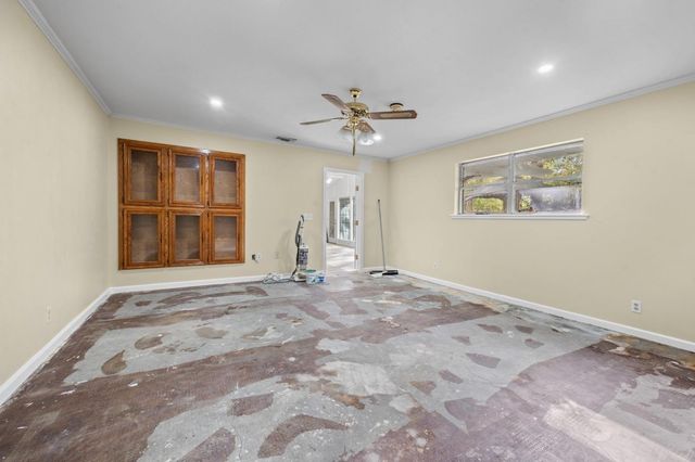 1207 Glade Street, Lufkin, TX 75901