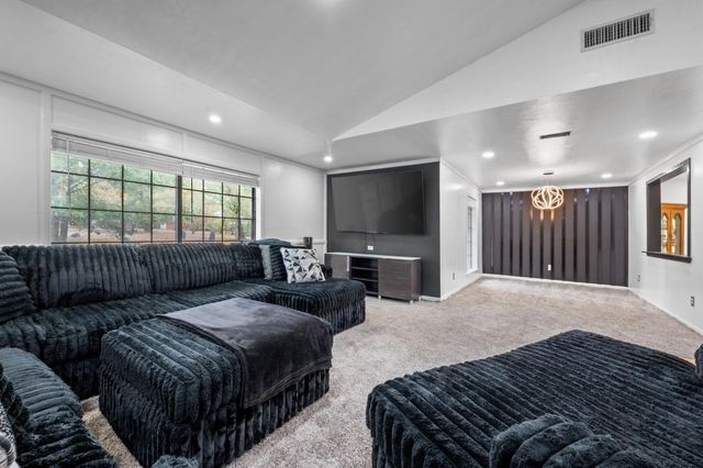 1207 Glade Street, Lufkin, TX 75901