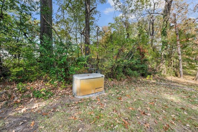 1207 Glade Street, Lufkin, TX 75901