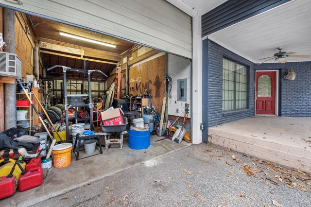 1207 Glade Street, Lufkin, TX 75901