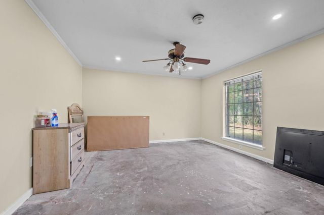 1207 Glade Street, Lufkin, TX 75901