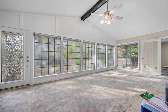 1207 Glade Street, Lufkin, TX 75901