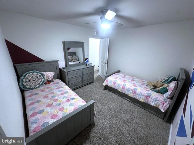 490 MOSSY GROVE LN, La Plata, MD 20646