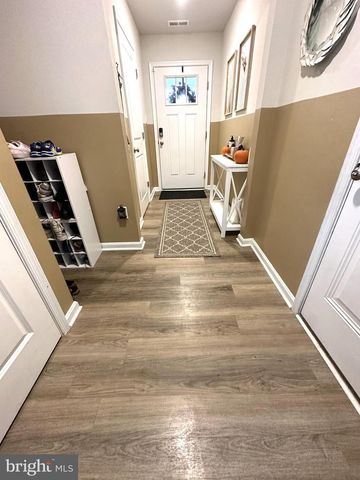 490 MOSSY GROVE LN, La Plata, MD 20646