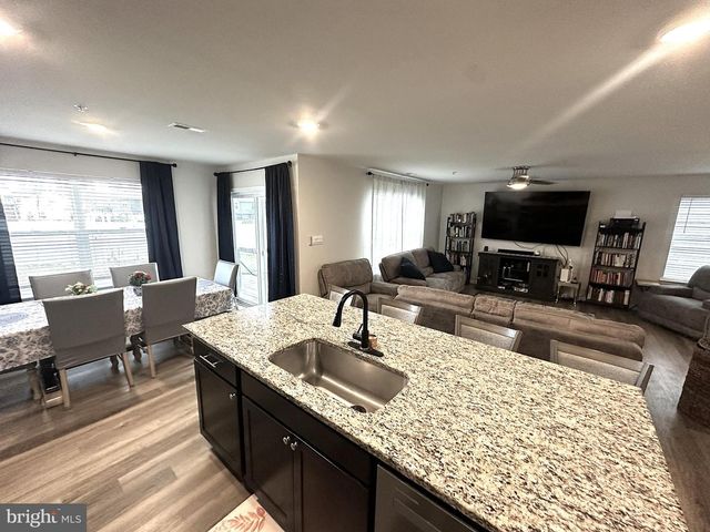 490 MOSSY GROVE LN, La Plata, MD 20646