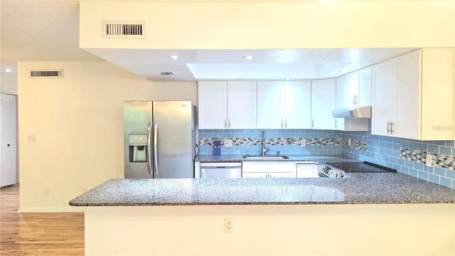 851 N KEENE ROAD Y7, Clearwater, FL 33755