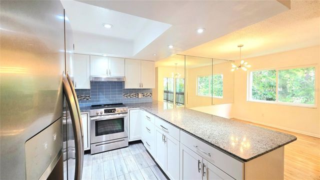 851 N KEENE ROAD Y7, Clearwater, FL 33755