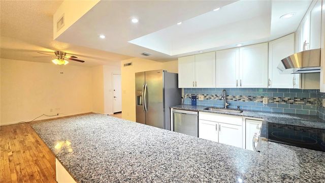 851 N KEENE ROAD Y7, Clearwater, FL 33755
