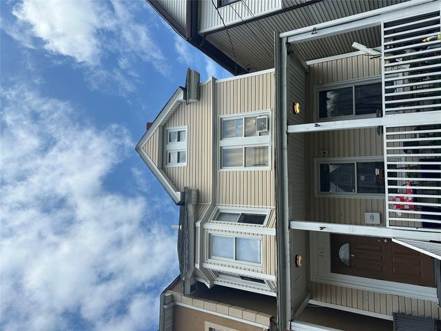 345 S 4th Avenue, Mount Vernon, NY 10550
