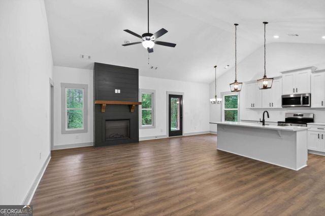 457 Relay Road, Silver Creek, GA 30173