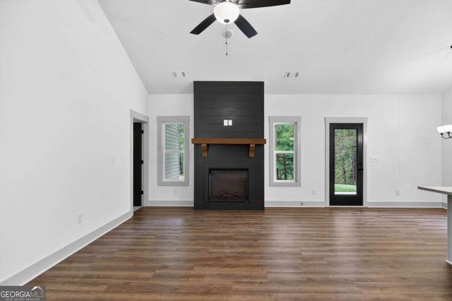 457 Relay Road, Silver Creek, GA 30173