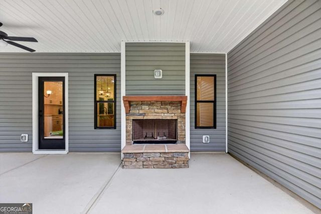 457 Relay Road, Silver Creek, GA 30173