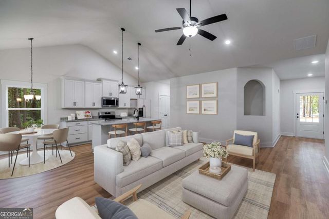457 Relay Road, Silver Creek, GA 30173