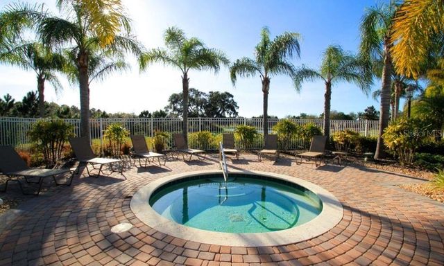 6642 41ST STREET CIRCLE E, Sarasota, FL 34243