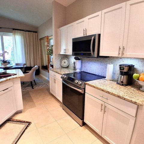 6642 41ST STREET CIRCLE E, Sarasota, FL 34243