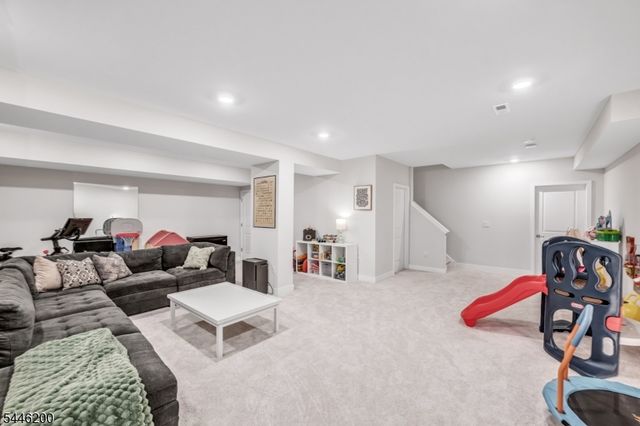 62 Gerhard Pl, Morris Twp., NJ 07960