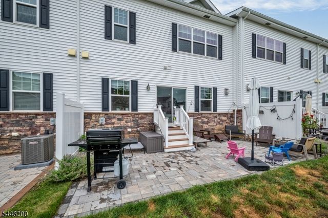 62 Gerhard Pl, Morris Twp., NJ 07960