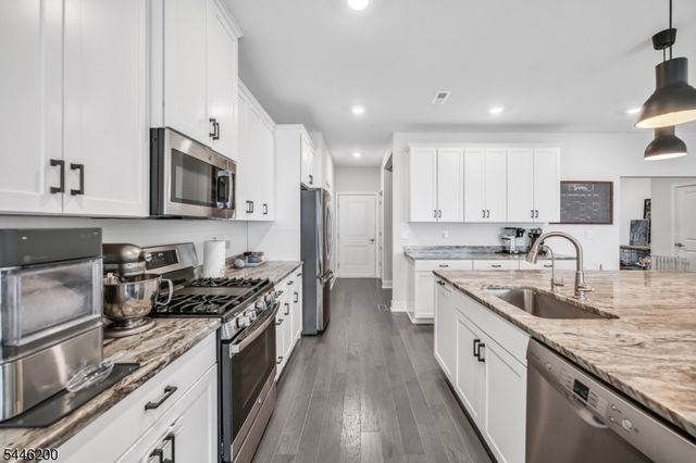 62 Gerhard Pl, Morris Twp., NJ 07960