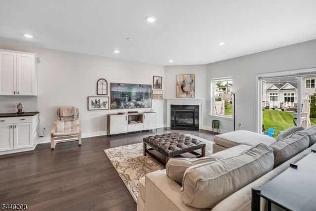 62 Gerhard Pl, Morris Twp., NJ 07960