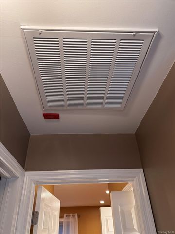 33 Bass Court, Manorville, NY 11949