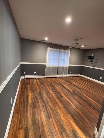 33 Bass Court, Manorville, NY 11949