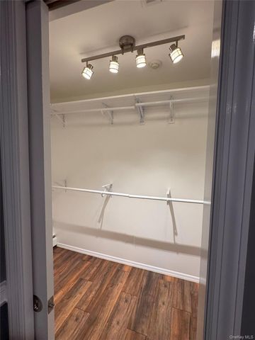 33 Bass Court, Manorville, NY 11949