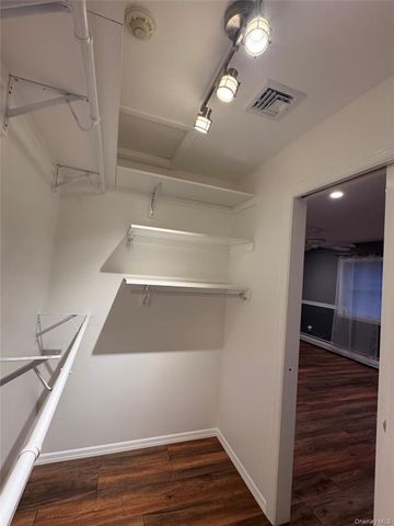 33 Bass Court, Manorville, NY 11949