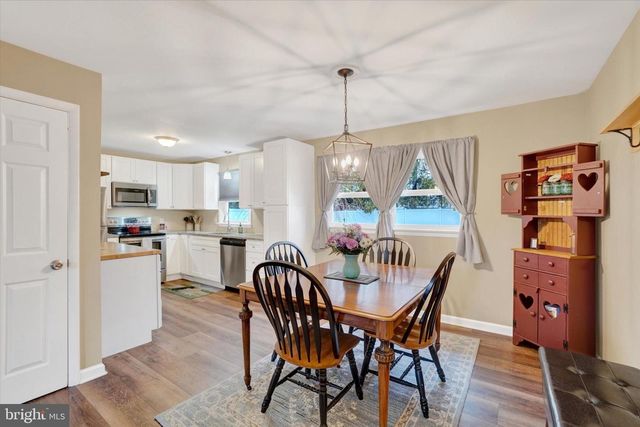 4807 DELBROOK RD, Mechanicsburg, PA 17050