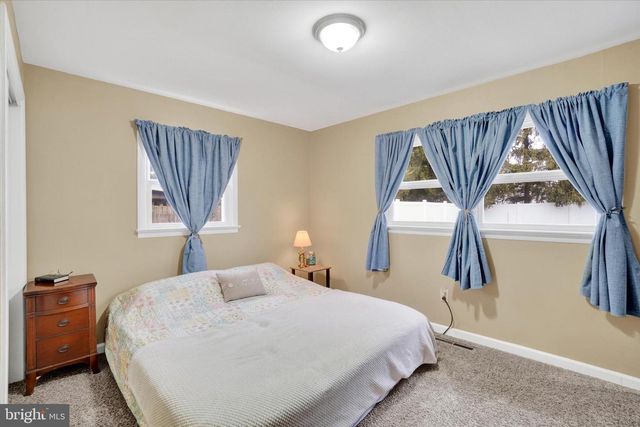 4807 DELBROOK RD, Mechanicsburg, PA 17050