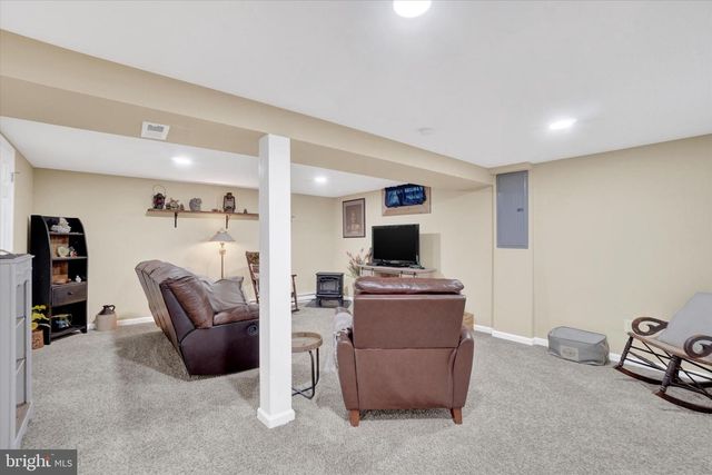 4807 DELBROOK RD, Mechanicsburg, PA 17050