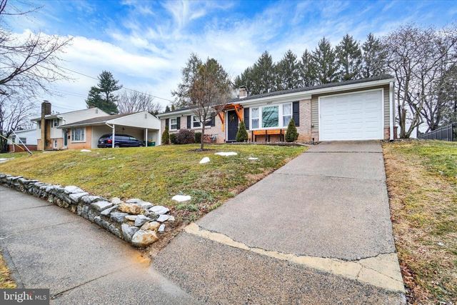 4807 DELBROOK RD, Mechanicsburg, PA 17050