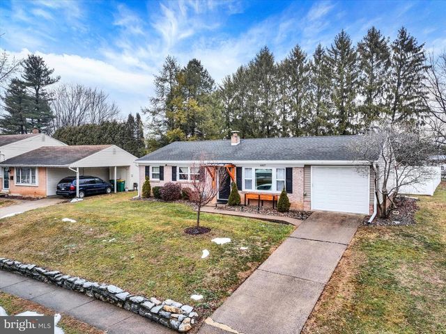 4807 DELBROOK RD, Mechanicsburg, PA 17050