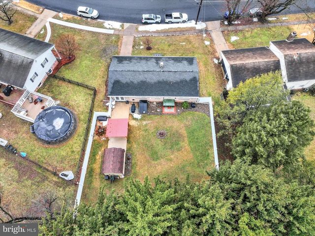 4807 DELBROOK RD, Mechanicsburg, PA 17050