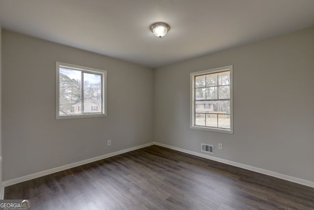 70 Jonathan Road, Riverdale, GA 30274