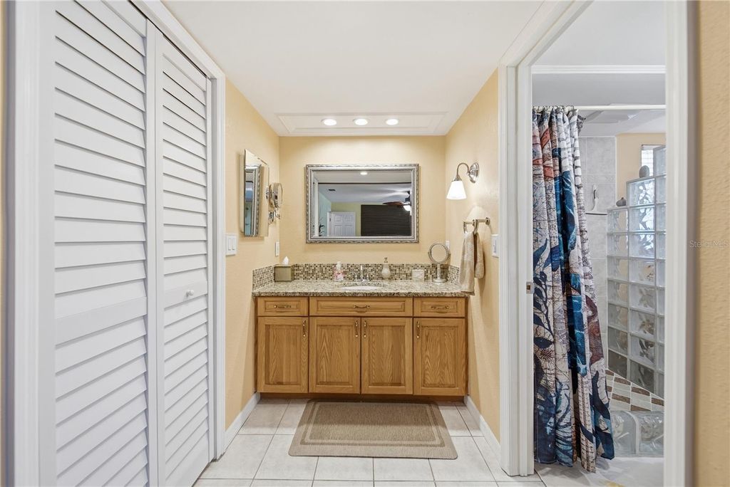 Image 16 of property listing at 2138 EGRET DRIVE, Clearwater, FL 33764