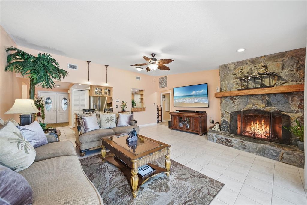 Image 26 of property listing at 2138 EGRET DRIVE, Clearwater, FL 33764