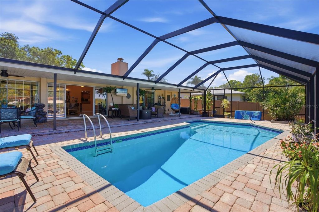 Image 35 of property listing at 2138 EGRET DRIVE, Clearwater, FL 33764