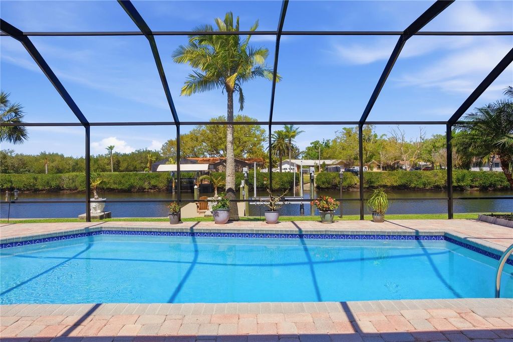 Image 38 of property listing at 2138 EGRET DRIVE, Clearwater, FL 33764