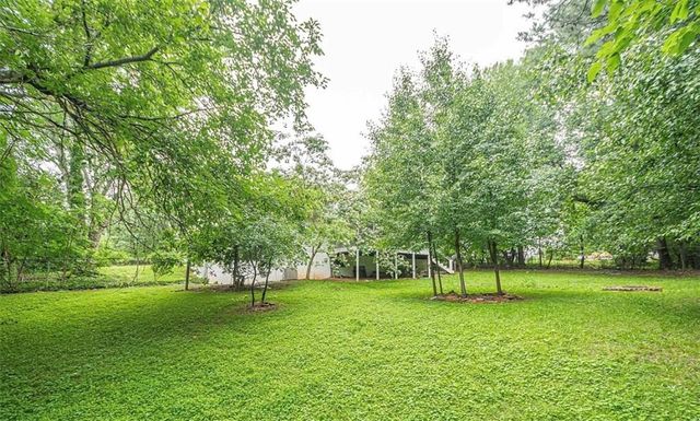 960 Old Canton Road, Marietta, GA 30068