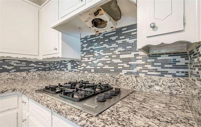 960 Old Canton Road, Marietta, GA 30068