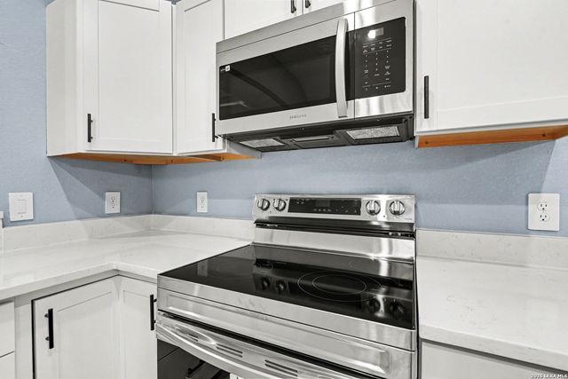 2131 Athel, San Antonio, TX 78237