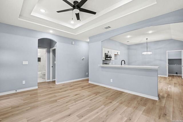 2131 Athel, San Antonio, TX 78237