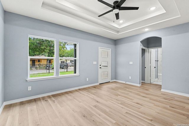 2131 Athel, San Antonio, TX 78237
