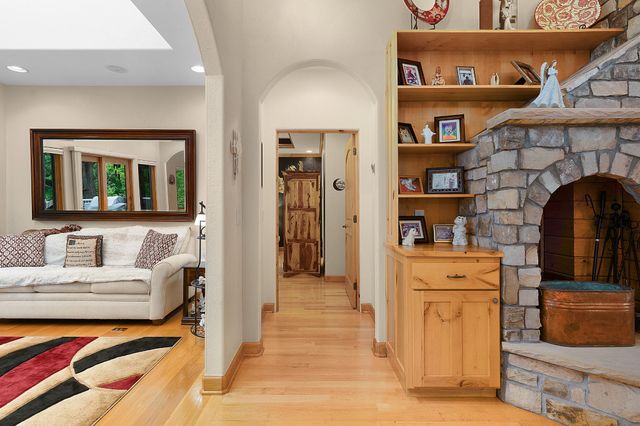 125 Fleetwood Drive, Lookout Mountain, TN 37350
