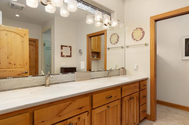 125 Fleetwood Drive, Lookout Mountain, TN 37350