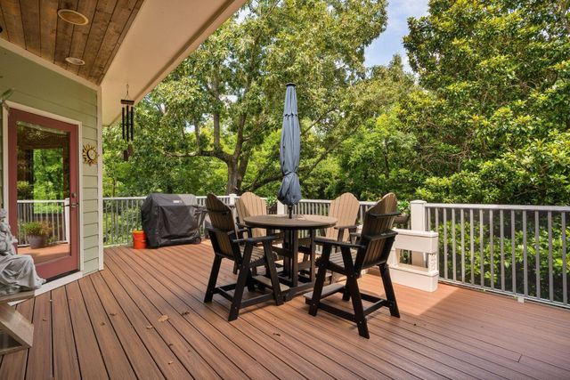 125 Fleetwood Drive, Lookout Mountain, TN 37350