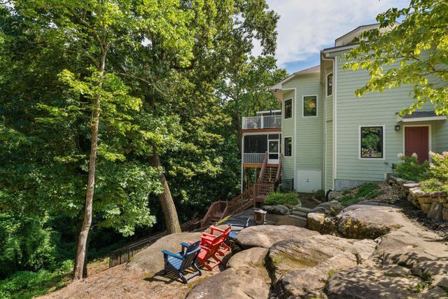 125 Fleetwood Drive, Lookout Mountain, TN 37350